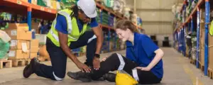 Une salarié blessée à la jambe