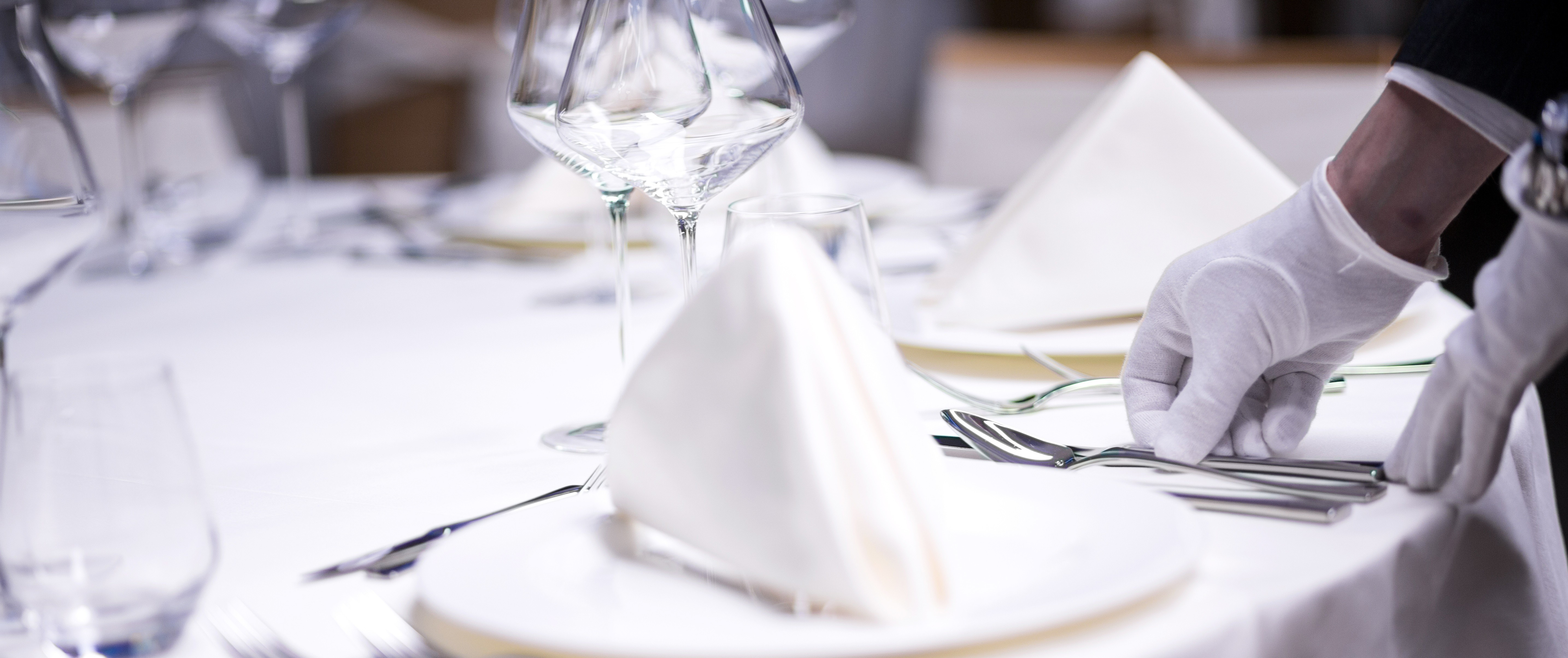 Formation Service à table d'exception pour restaurant d'entreprise et institution publique
