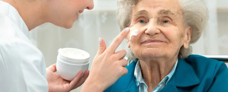 Formation Aide à la toilette : accompagner une personne dépendante