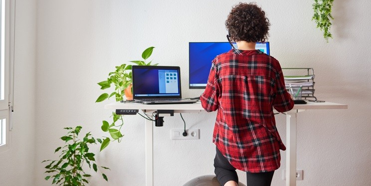 Comment aménager son bureau au travail ? - CNFCE