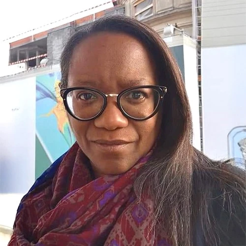 Fabienne F.