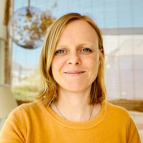 Pauline L.